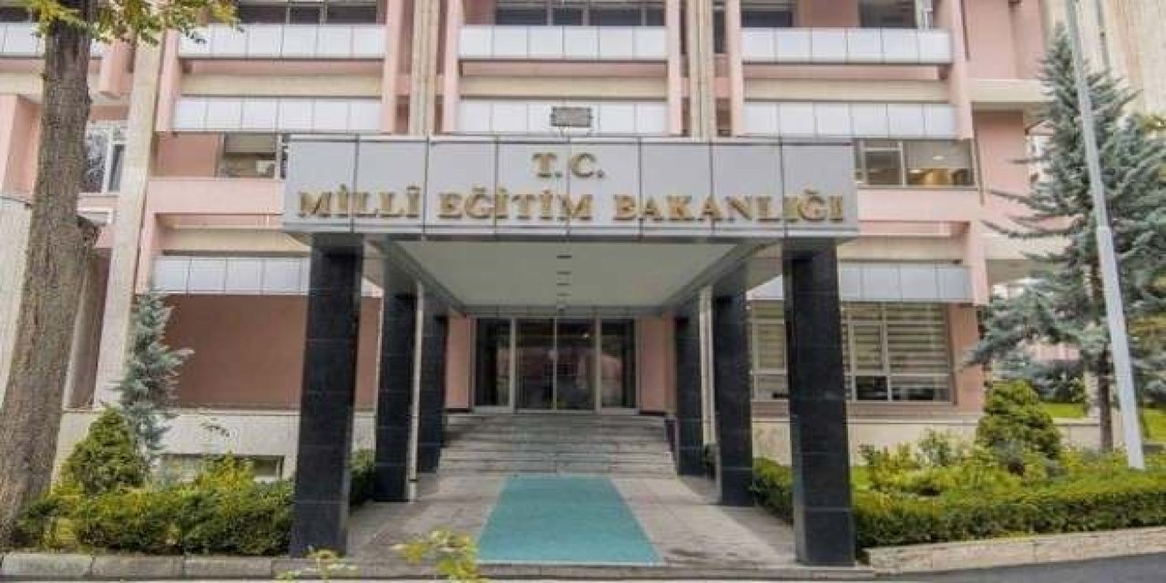 MEB Daire Başkanı Projelerde Yapılan Yolsuzluk Nedeniyle Açılan Soruşturma Sonucu Görevinden Alındı.