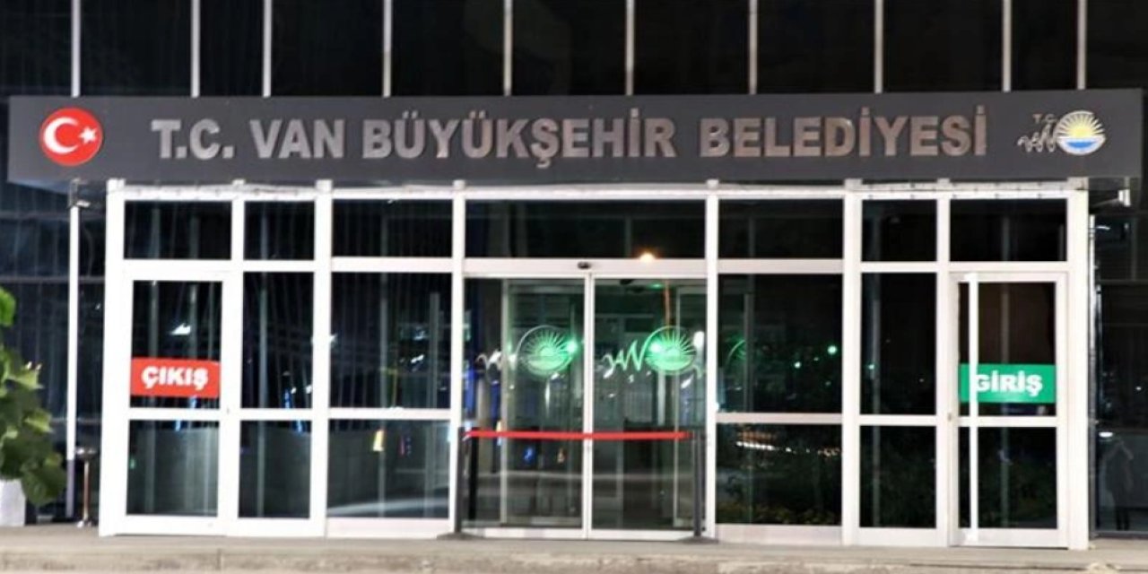 Büyükşehir Belediyesi yapımı devam eden okullara ödenek durdurma kararı aldı