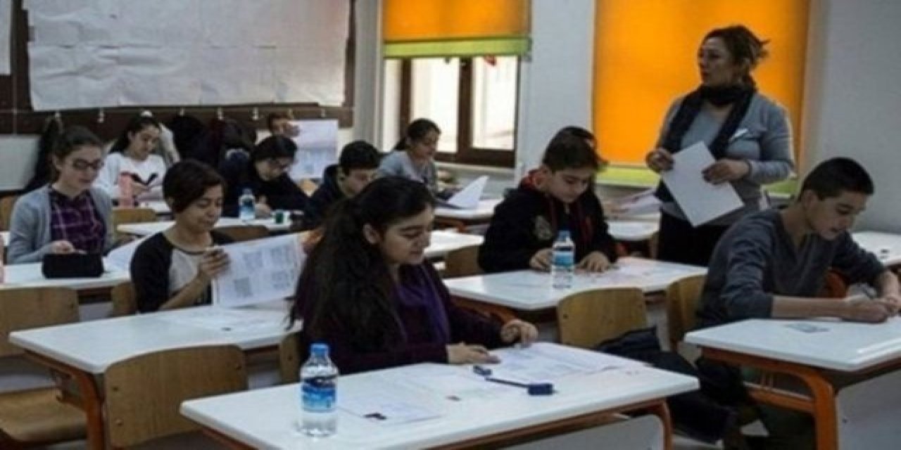 Türkçe sınavı ve boş derslere ilişkin kritik karar verildi